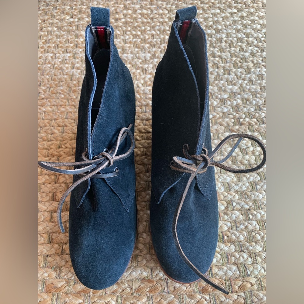Women’s Sperry Laced Suede Wedge Booties